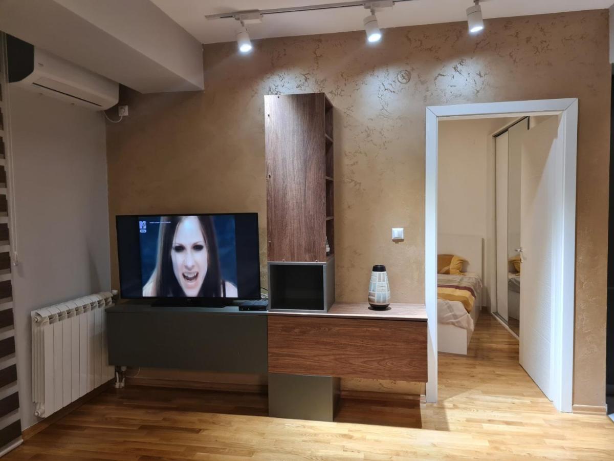 Marand Apartment سكوبجي المظهر الخارجي الصورة